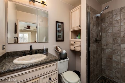 Tiny photo for 1014 Lakeland Court #2a, Wheeling, IL 60090 (MLS # 12540046)