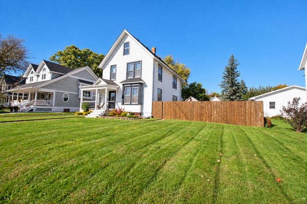 223 LINCOLN WAY, DIXON, IL 61021 - Image a499ff4e99c6b2c4fe6245b0689ce913/2556796123