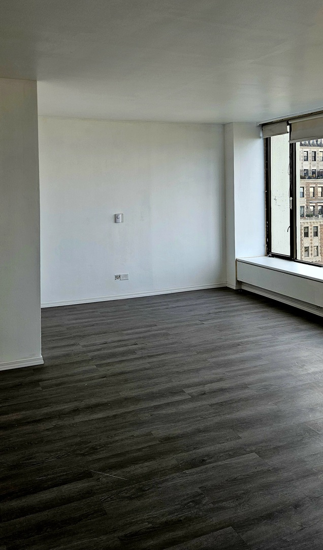 5455 N SHERIDAN Road 1807