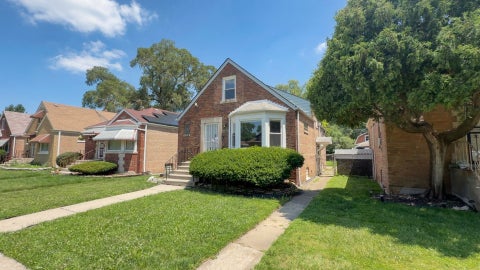 Tiny photo for 10939 S Normal Avenue, Chicago, IL 60628 (MLS # 12737624)