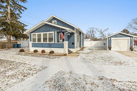 Tiny photo for 1257 E Sheridan Street, Kankakee, IL 60901 (MLS # 12548812)