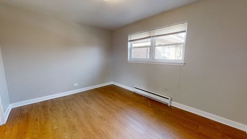 Tiny photo for 6606 Windsor Avenue #2A, Berwyn, IL 60402 (MLS # 12601107)