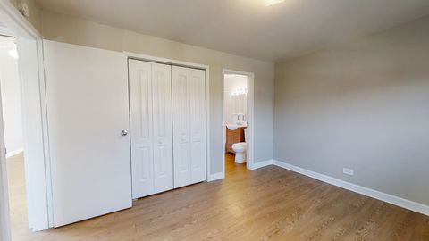 Tiny photo for 6606 Windsor Avenue #2A, Berwyn, IL 60402 (MLS # 12601107)