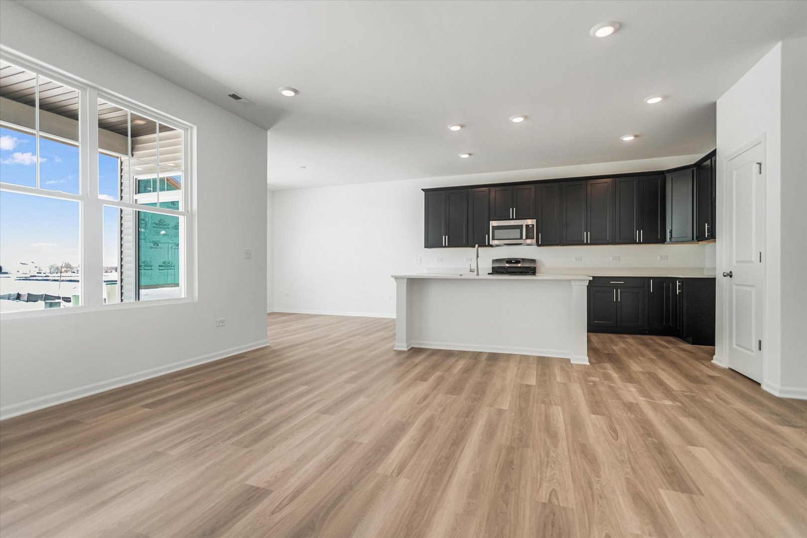 4 Harborside Way