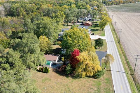 Tiny photo for 201 E Vanderkarr Road, St. Anne, IL 60964 (MLS # 12471185)