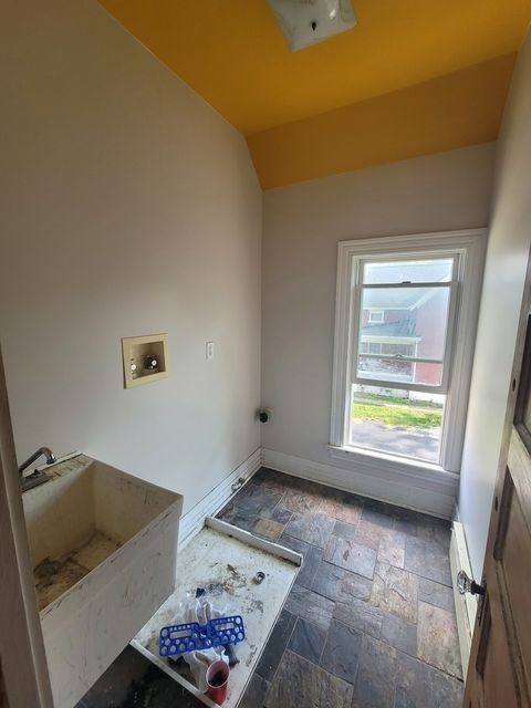 Tiny photo for 142 S Lincoln Avenue, Aurora, IL 60505 (MLS # 12495762)