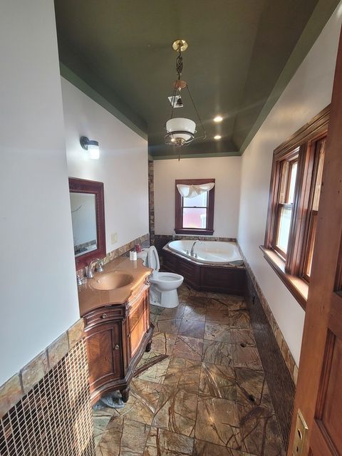 Tiny photo for 142 S Lincoln Avenue, Aurora, IL 60505 (MLS # 12495762)