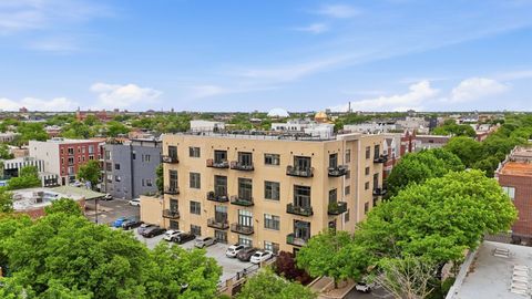 Photo of 2101 W Rice Street #407, Chicago, IL 60622 (MLS # 12658107)