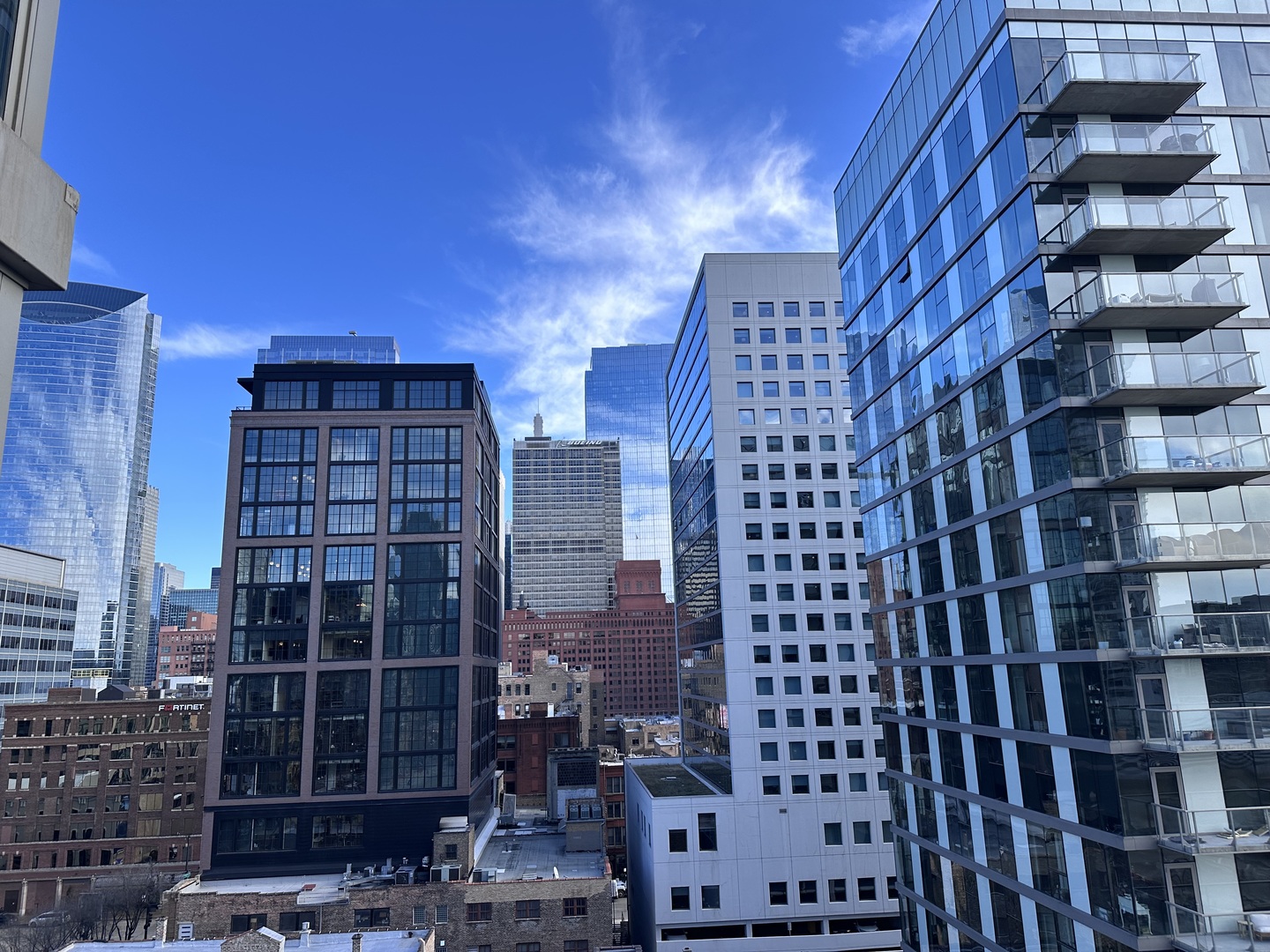 659 W Randolph Street 1020