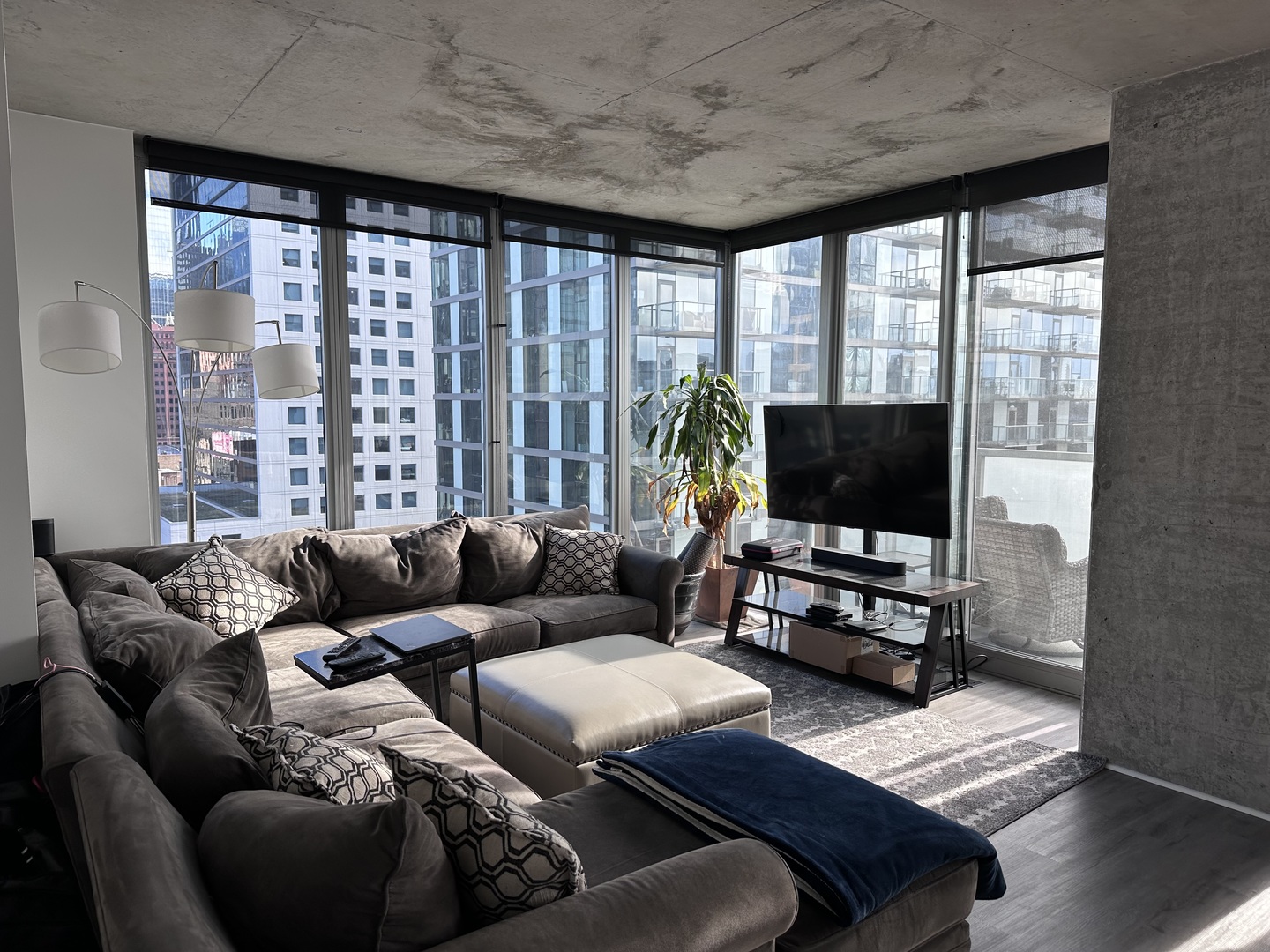 659 W Randolph Street 1020