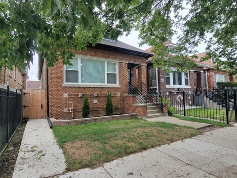 Photo of 2231 W 71 Street, Chicago, IL 60636 (MLS # 12764000)