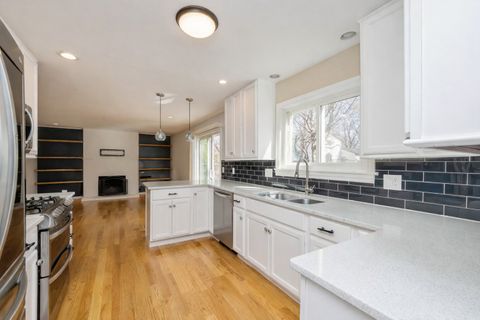 Tiny photo for 35 Manchester Lane, Vernon Hills, IL 60061 (MLS # 12596634)