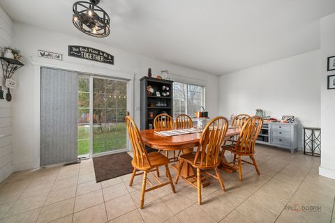 Tiny photo for 908 S Arlington Drive, Round Lake, IL 60073 (MLS # 12517075)