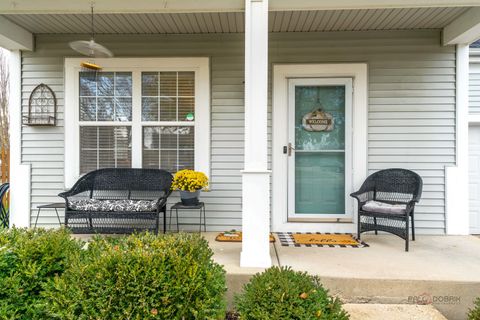 Tiny photo for 908 S Arlington Drive, Round Lake, IL 60073 (MLS # 12517075)