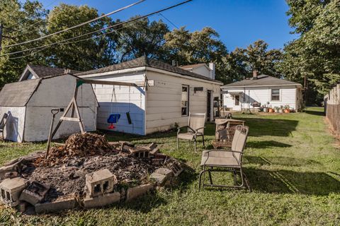 Tiny photo for 2202 E Washington Street, Joliet, IL 60433 (MLS # 12479340)