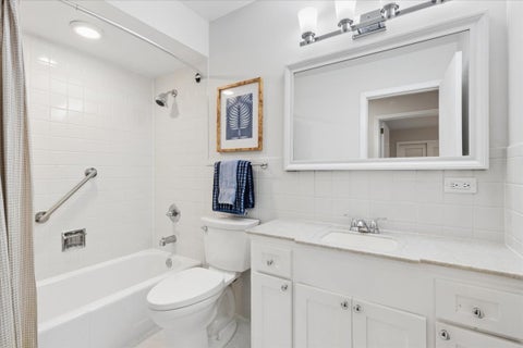 Tiny photo for 3605 Thayer Street, Evanston, IL 60201 (MLS # 12788465)