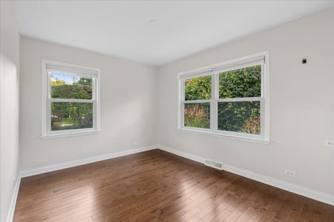 Tiny photo for 3605 Thayer Street, Evanston, IL 60201 (MLS # 12788465)