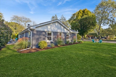 Tiny photo for 3605 Thayer Street, Evanston, IL 60201 (MLS # 12788465)