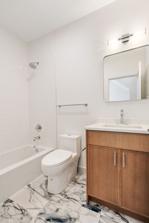 Tiny photo for 1530 W 18th Place #2, Chicago, IL 60608 (MLS # 12527931)