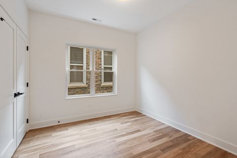Tiny photo for 1530 W 18th Place #2, Chicago, IL 60608 (MLS # 12527931)