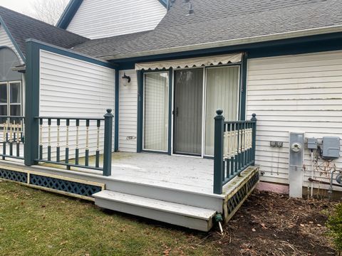 Tiny photo for 872 Victoria Drive, Woodstock, IL 60098 (MLS # 12530391)