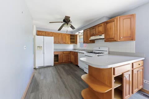 Tiny photo for 1318 Kingston Lane, Schaumburg, IL 60193 (MLS # 12707207)