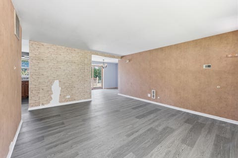 Tiny photo for 1318 Kingston Lane, Schaumburg, IL 60193 (MLS # 12707207)
