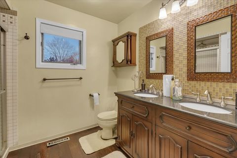 Tiny photo for 563 Saint Johns Road, Woodstock, IL 60098 (MLS # 12528359)