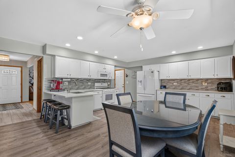 Tiny photo for 15255 Rosarie Drive, Homer Glen, IL 60491 (MLS # 12691740)