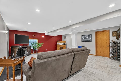 Tiny photo for 15255 Rosarie Drive, Homer Glen, IL 60491 (MLS # 12691740)
