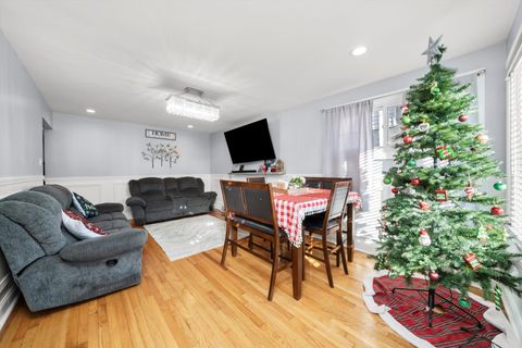 Tiny photo for 2920 141st Street, Blue Island, IL 60406 (MLS # 12539159)