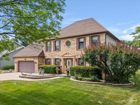 Tiny photo for 475 Prairie Knoll Drive, Naperville, IL 60565 (MLS # 12704839)