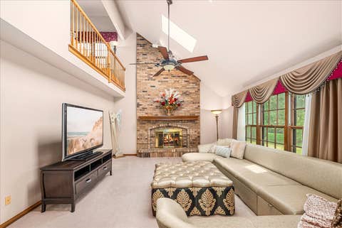 Tiny photo for 475 Prairie Knoll Drive, Naperville, IL 60565 (MLS # 12704839)