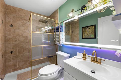 Tiny photo for 7A Kingery Quarter #201, Willowbrook, IL 60527 (MLS # 12624010)