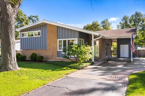 677 Timber Hill Road Deerfield IL 60015