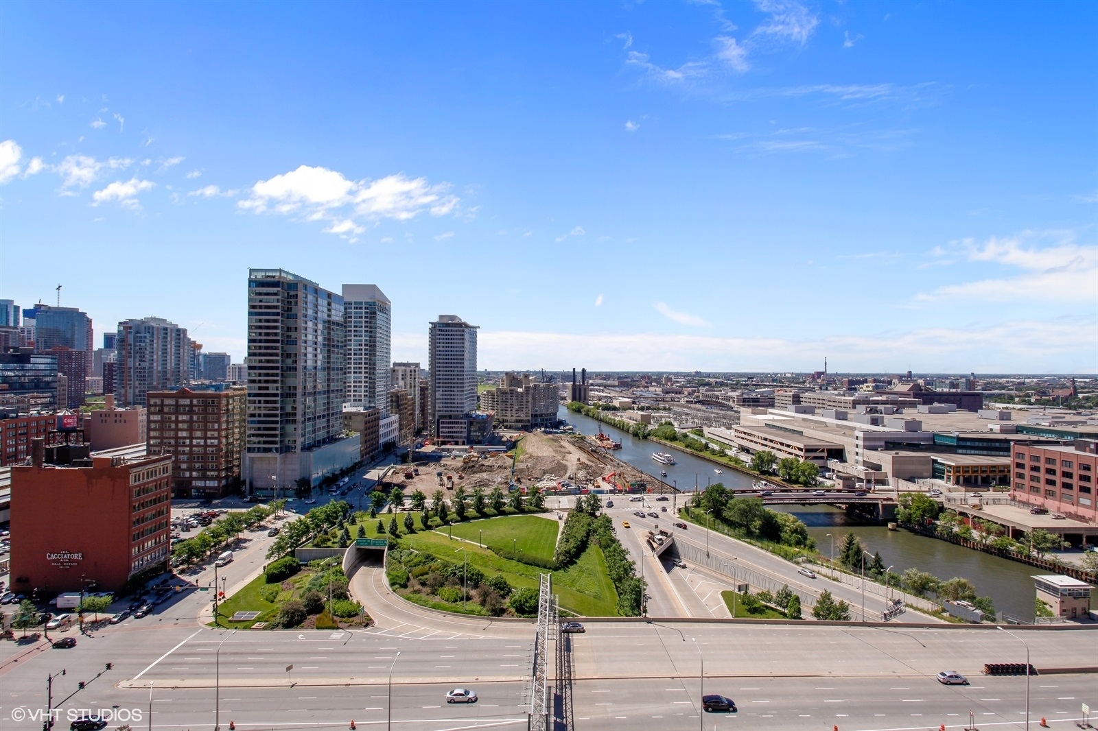235 W Van Buren Street 1408