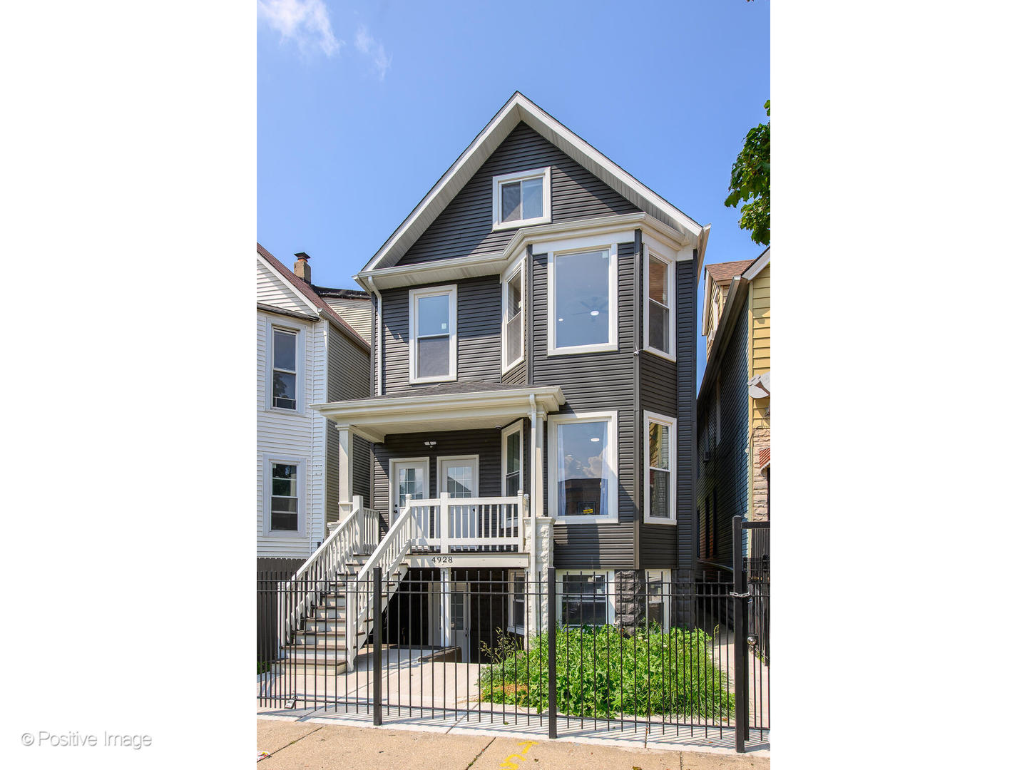 4928 W Erie Street