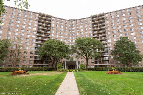 Photo of 7141 N kedzie Avenue #1515, Chicago, IL 60645 (MLS # 12473789)