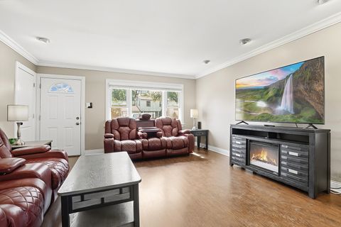 Tiny photo for 613 Saratoga Drive, Chicago Heights, IL 60411 (MLS # 12472950)