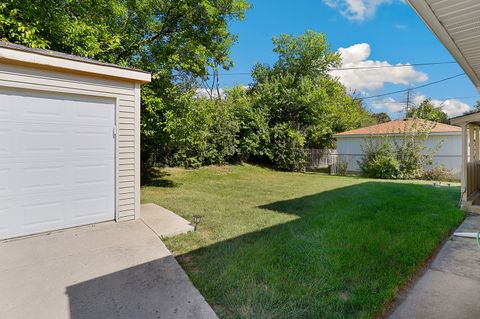 Tiny photo for 613 Saratoga Drive, Chicago Heights, IL 60411 (MLS # 12472950)