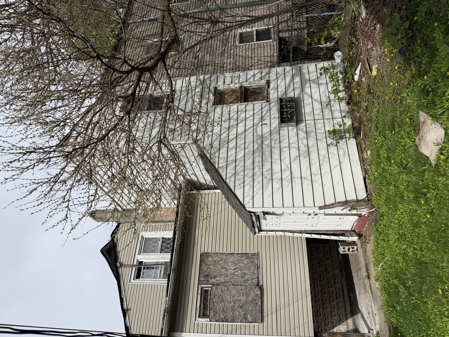 6405 S Eberhart Avenue