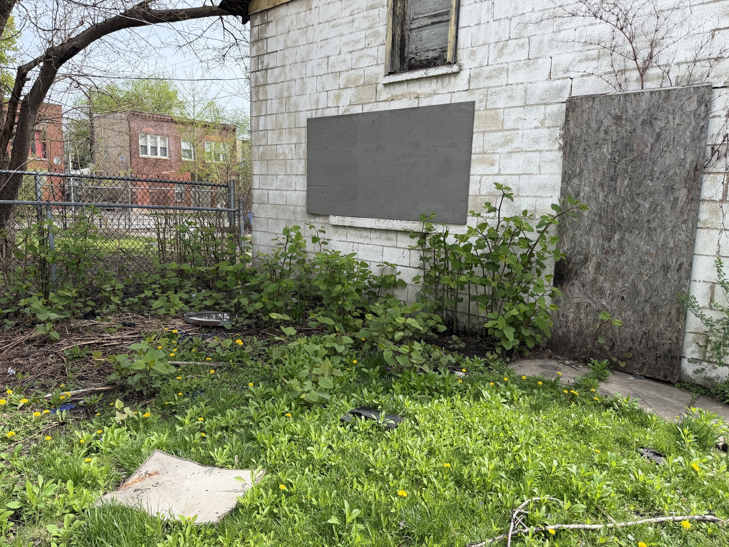 6405 S Eberhart Avenue