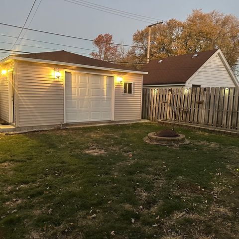 Tiny photo for 9304 S Utica Avenue, Evergreen Park, IL 60805 (MLS # 12474965)