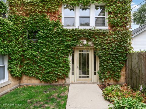 Tiny photo for 2529 N Talman Avenue #3S, Chicago, IL 60647 (MLS # 12496399)
