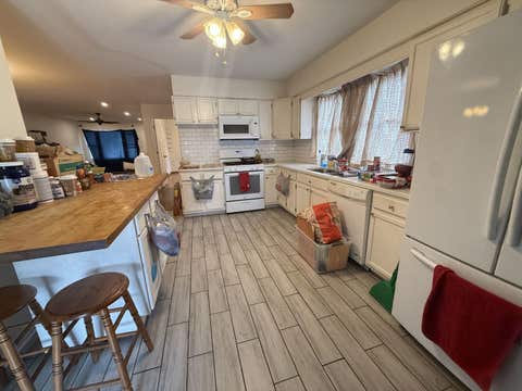 Tiny photo for 15700 Leclaire Avenue, Oak Forest, IL 60452 (MLS # 12713712)