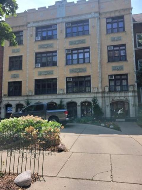 1127 W Farwell Avenue 109 Chicago IL 60626