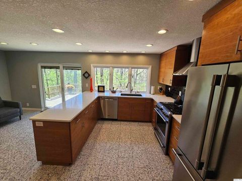 Tiny photo for 20 Boca Drive, Hannibal, MO 63401 (MLS # 12621619)