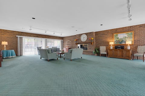 Tiny photo for 945 E Kenilworth Avenue #423, Palatine, IL 60074 (MLS # 12666907)