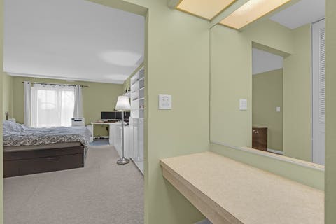 Tiny photo for 945 E Kenilworth Avenue #423, Palatine, IL 60074 (MLS # 12666907)