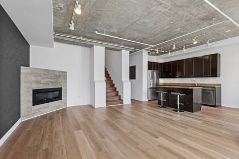 Tiny photo for 737 W Washington Boulevard #1003, Chicago, IL 60661 (MLS # 12553548)